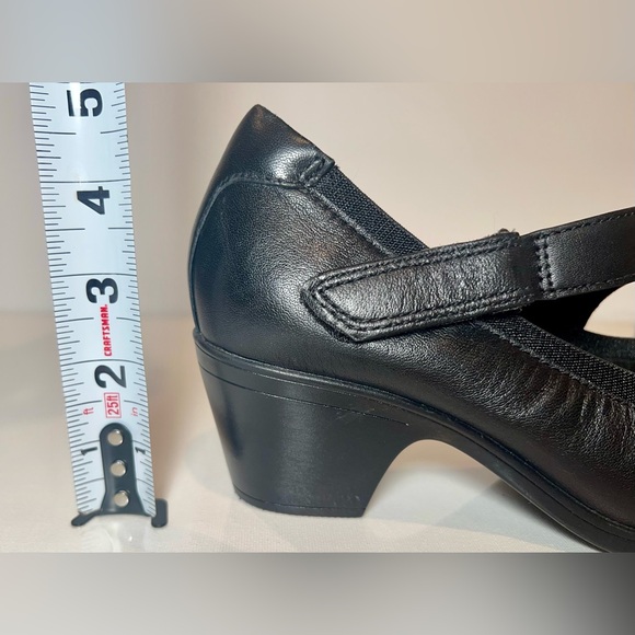 Clarks Emily 2 Mable Pumps Mary Jane Black Size 6 Leather Black - Picture 5 of 10